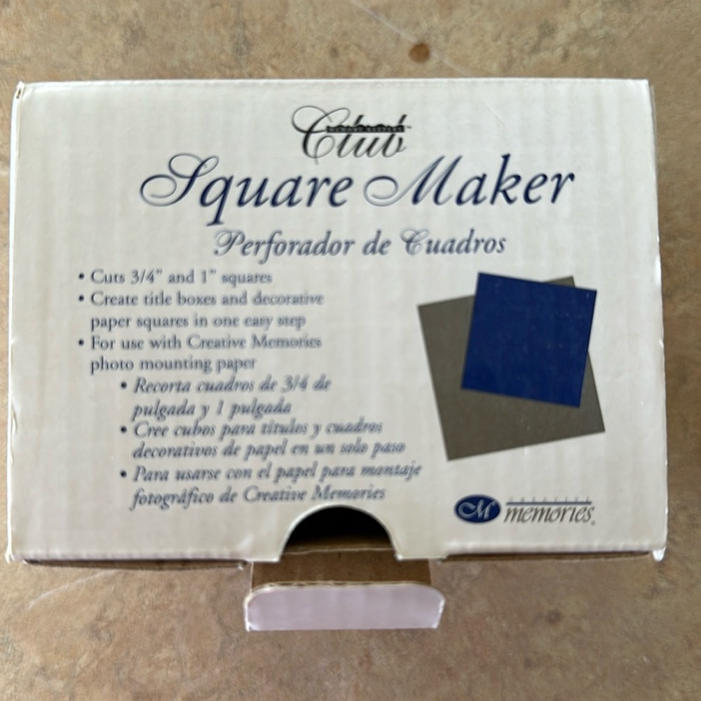 Creative Memories Exclusive Club Square Maker